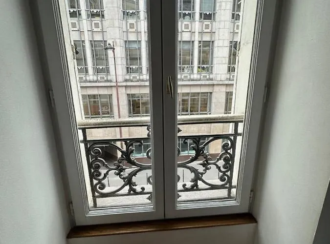 Champs Elysees 1c פריז